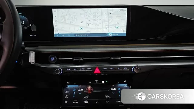 Hyundai Grandeur Hybrid (GN7) 2023 Белый из Кореи, фото 5