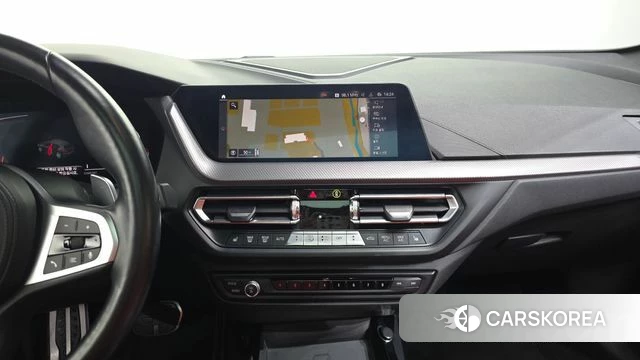 BMW 1 Series (F40) 2021 Белый из Кореи, фото 5