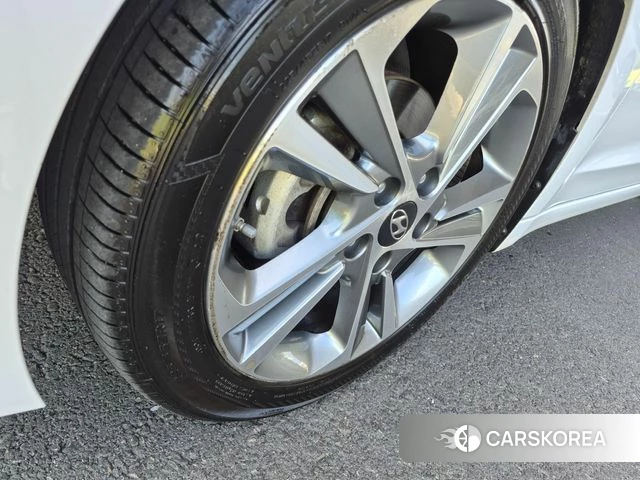 Hyundai Avante AD 2018 Белый из Кореи, фото 5