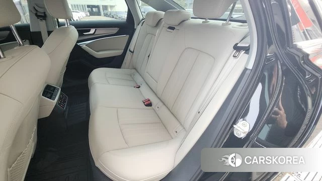 Audi A6 (C8) 2023 Черный из Кореи, фото 5