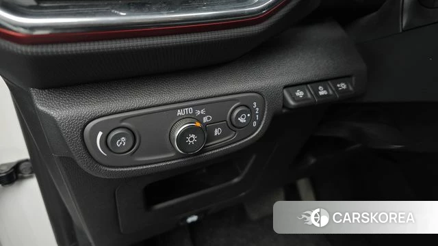 Chevrolet (GM Daewoo) Trailblazer 2022 Белый из Кореи, фото 5