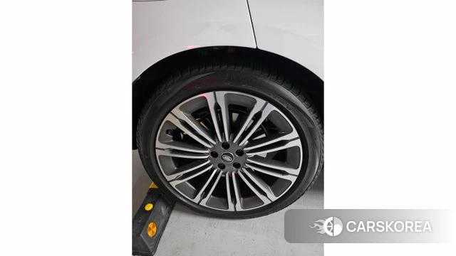 Land Rover Range Rover 5th Generation 2023 Белый из Кореи, фото 5