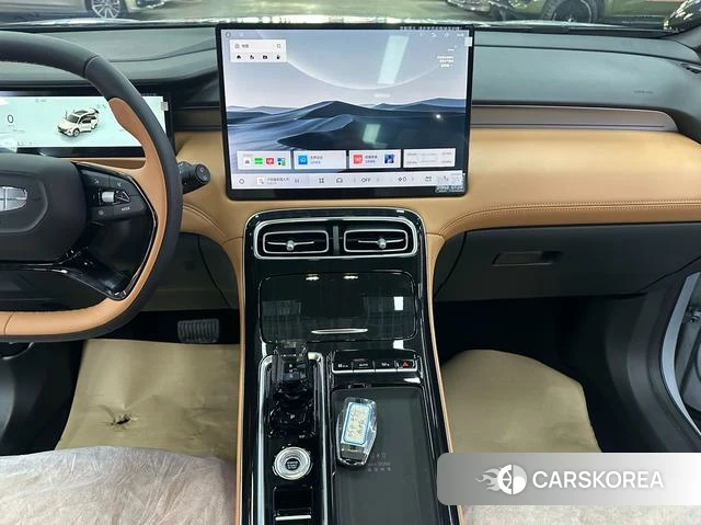 Geely Automobile Boyue L 2026 Серебристо-серый из Китая, фото 5
