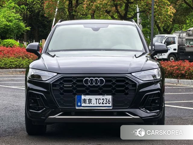 Audi Q5L 2023 Черный из Китая, фото 5