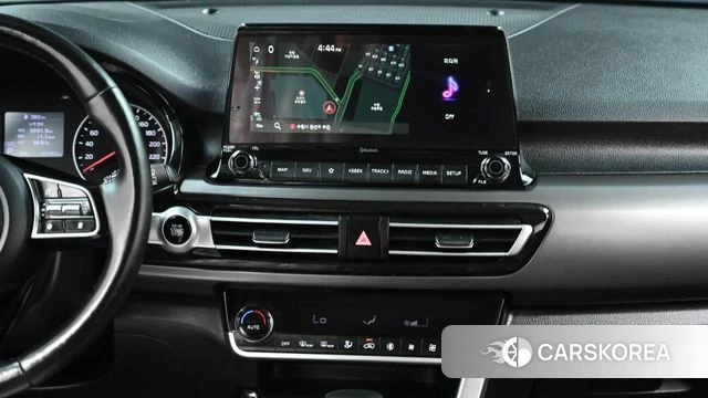 Kia Seltos 2020 Серый из Кореи, фото 5