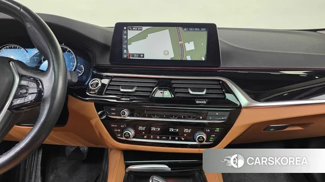 BMW 5 Series (G30) 2018 Серый из Кореи, фото 5
