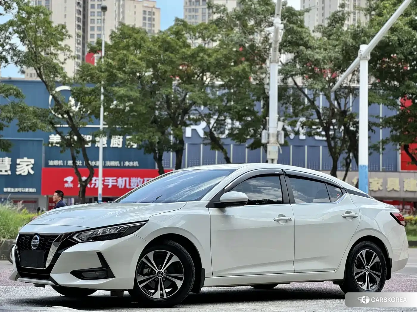 Nissan Sylphy 2023 Белый из Китая, фото 5
