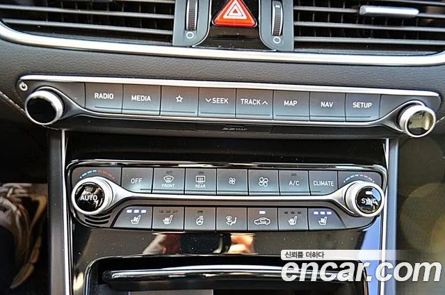 Hyundai Grandeur IG id 2223239 из Кореи 5