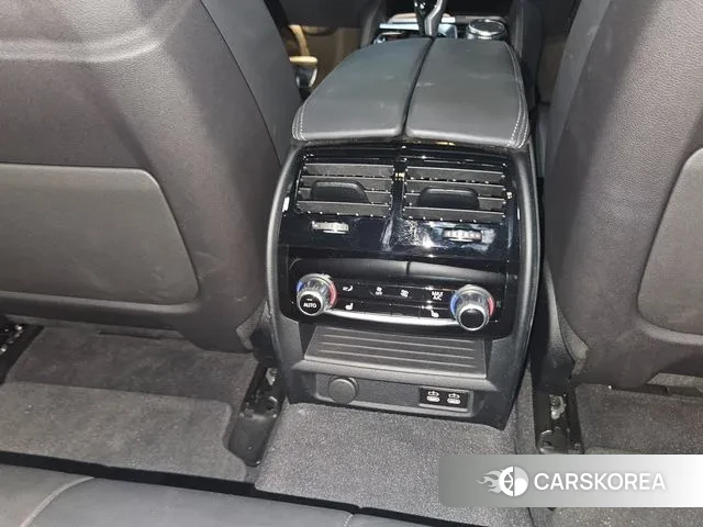 BMW 5 Series (G30) 2023 Серый из Кореи, фото 5