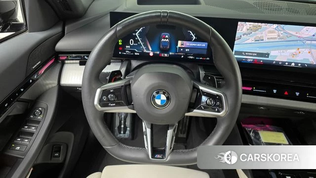 BMW 5 Series (G60) 2024 Серый из Кореи, фото 5
