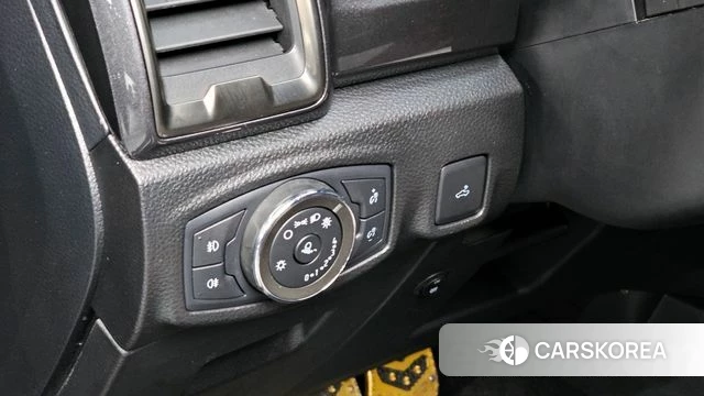 Ford Ranger 3rd Generation 2022 Черный из Кореи, фото 5