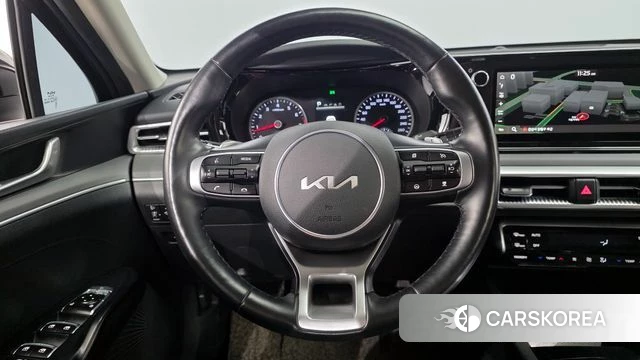 Kia K5 3rd generation 2021 Черный из Кореи, фото 5