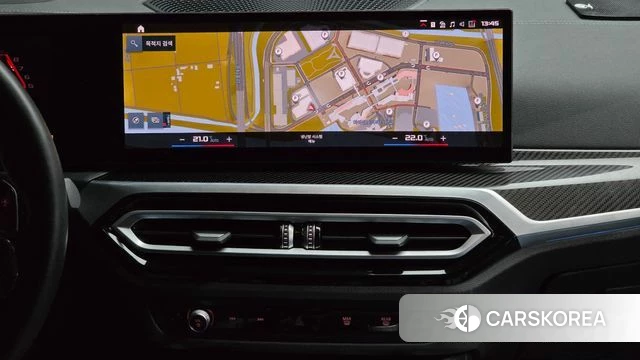 BMW M4 (G82) 2024 Светло-серебряный цвет из Кореи, фото 5