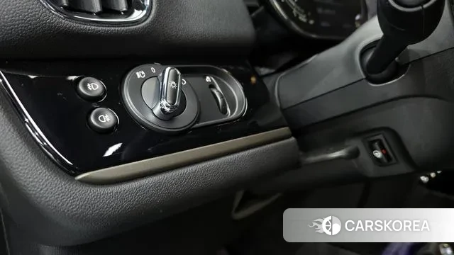 Mini Cooper Countryman 2024 Белый из Кореи, фото 5