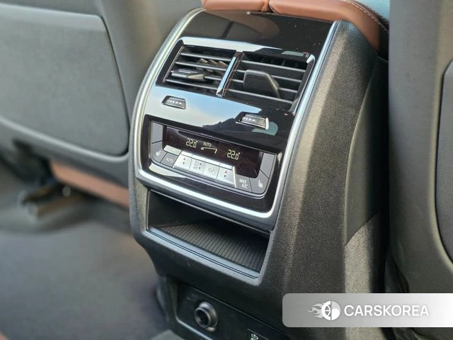 BMW X5 (G05) 2025 Цвет галактики из Кореи, фото 5