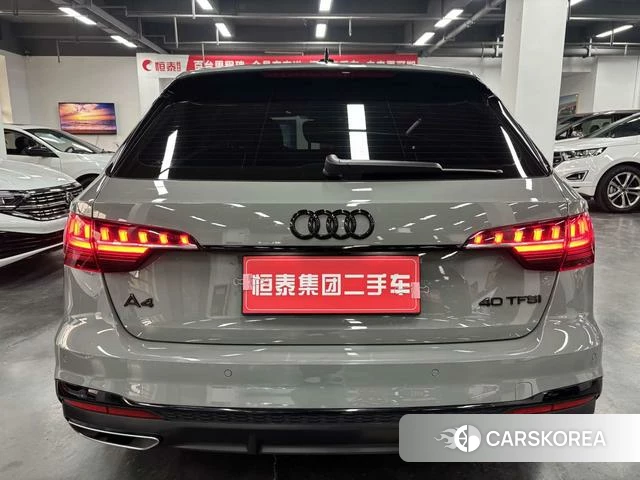 Audi A4 (import) 2022 Темно-серый из Китая, фото 5