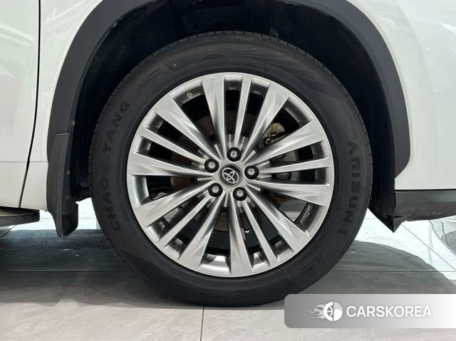 Toyota Highlander 2022 Белый из Китая, фото 5
