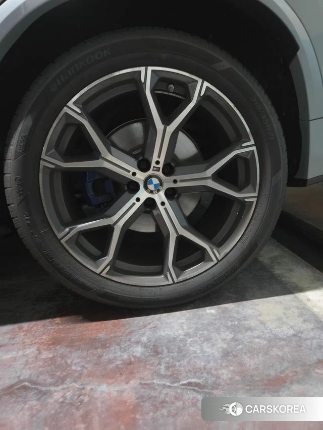 BMW X5 (G05) 2026 Серый из Кореи, фото 5