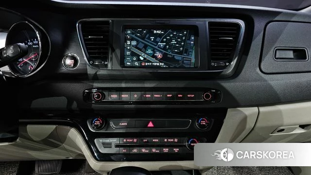 Kia The New Carnival 2018 Серый из Кореи, фото 5