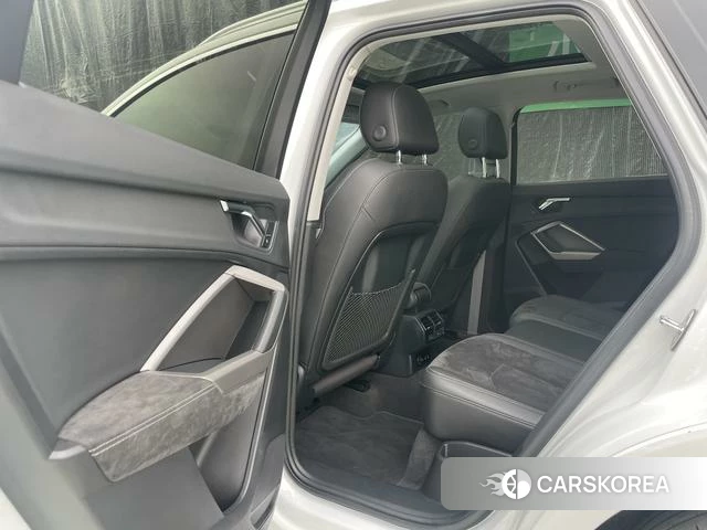 Audi Q3 2022 Белый из Китая, фото 5