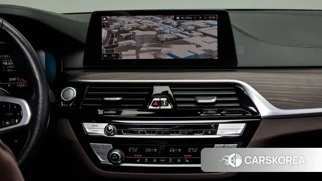 BMW 5 Series (G30) 2020 Белый из Кореи, фото 5