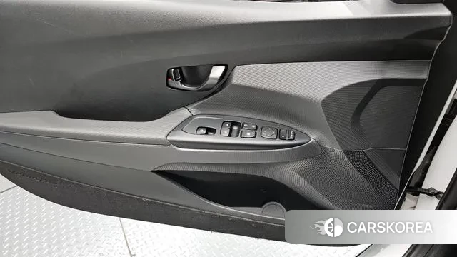 Hyundai Veloster (JS) 2022 Белый из Кореи, фото 5