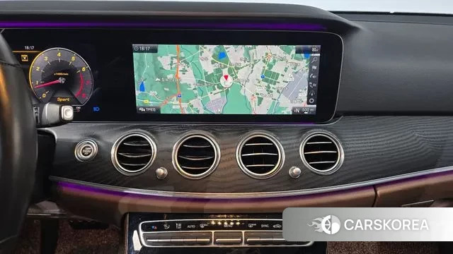 Mercedes-Benz E-Class W213 2018 Белый из Кореи, фото 5