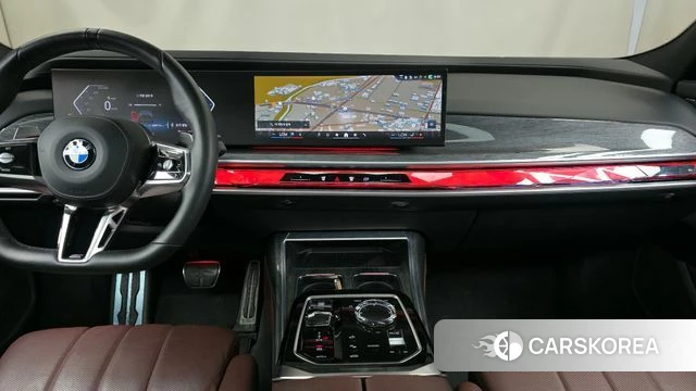 BMW 7 Series (G70) 2024 Черный из Кореи, фото 5