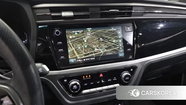 Ssangyong Beautiful Korando 2022 Жемчужный цвет из Кореи, фото 5