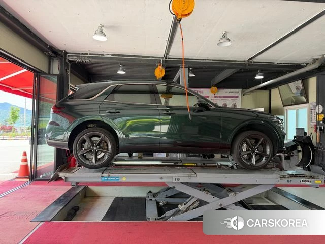 Genesis GV70 2021 Зеленый из Кореи, фото 5