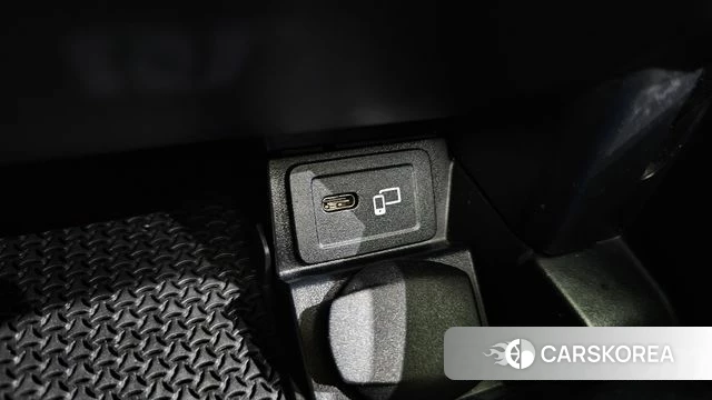 Mercedes-Benz E-Class W213 2021 Серебряный из Кореи, фото 5