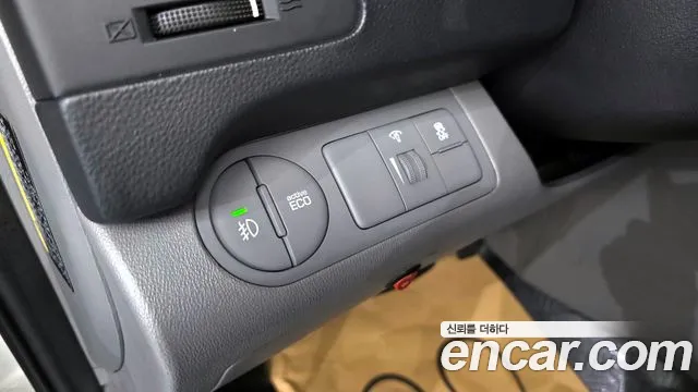 Hyundai The New Grand Starex 2021 Белый из Кореи, фото 5