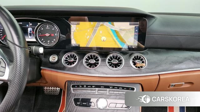 Mercedes-Benz E-Class W213 2018 Белый из Кореи, фото 5