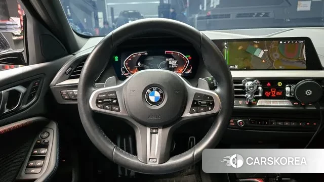 BMW 1 Series (F40) 2024 Черный из Кореи, фото 5