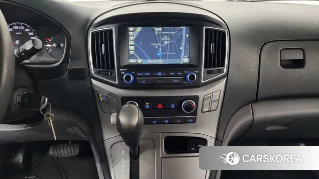 Hyundai The New Grand Starex 2018 Серебряный из Кореи, фото 5