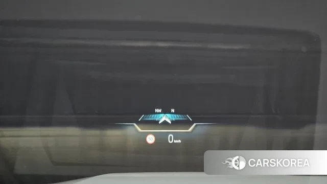 BMW 5 Series (G60) 2024 Светло-серебряный цвет из Кореи, фото 5