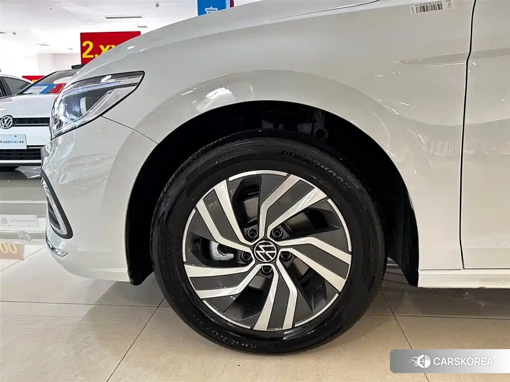 Volkswagen Bora 2026 Белый из Китая, фото 5
