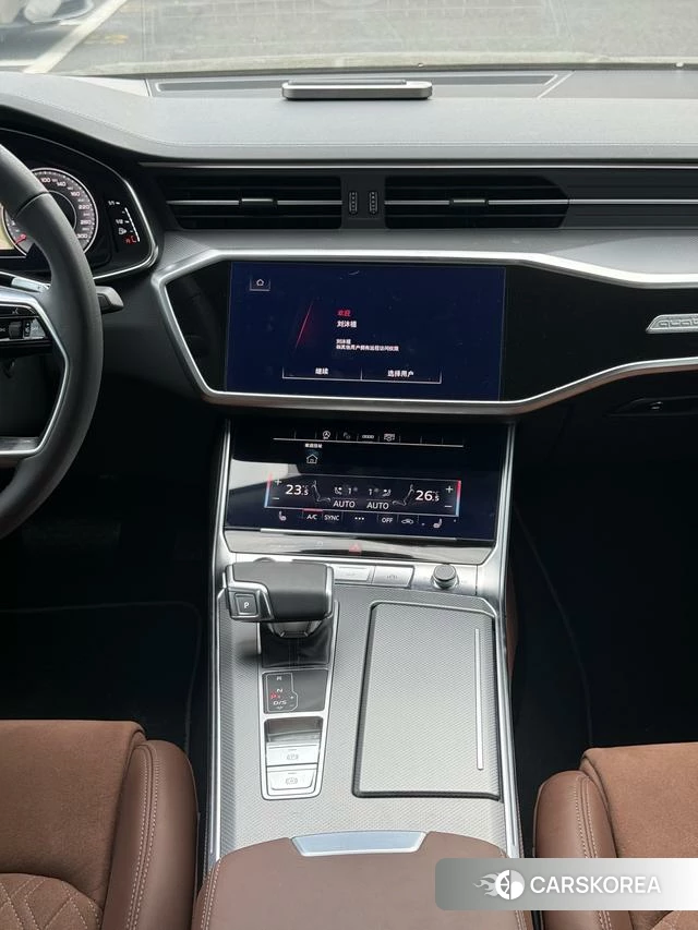 Audi A7L 2024 Темно-серый из Китая, фото 5