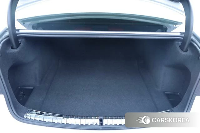 BMW 3 series 2025 Белый из Китая, фото 5