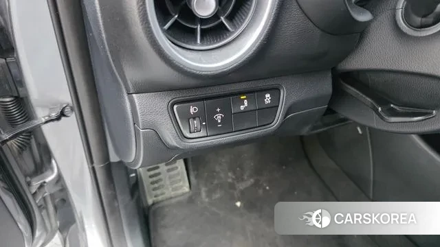 Kia The New K3 2nd generation 2022 Серебристо-серый из Кореи, фото 5