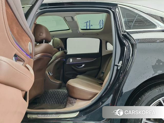 Mercedes-Benz E-class 2023 Черный из Китая, фото 5