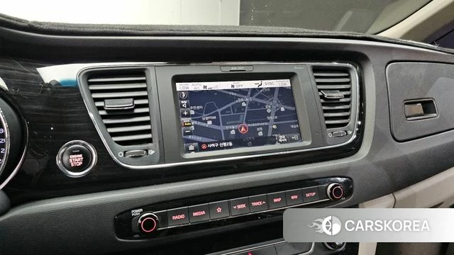 Kia The New Carnival 2018 Серый из Кореи, фото 5