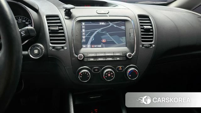Kia The New K3 2018 Белый из Кореи, фото 5