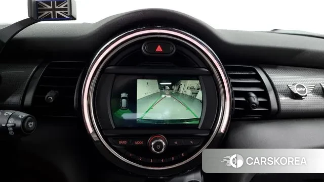 Mini Cooper 2019 Зеленый из Кореи, фото 5