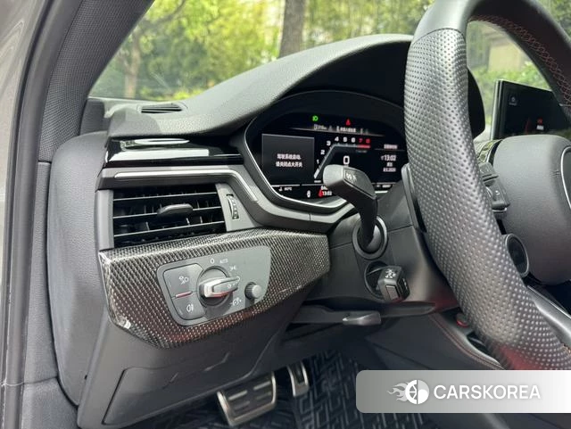 Audi S4 2021 Серебристо-серый из Китая, фото 5