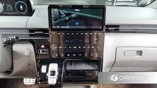 Hyundai Staria 2022 Черный из Кореи, фото 5