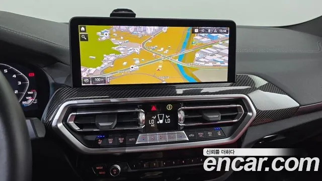 BMW X4M (G02) 2023 Светло-серебряный цвет из Кореи, фото 5