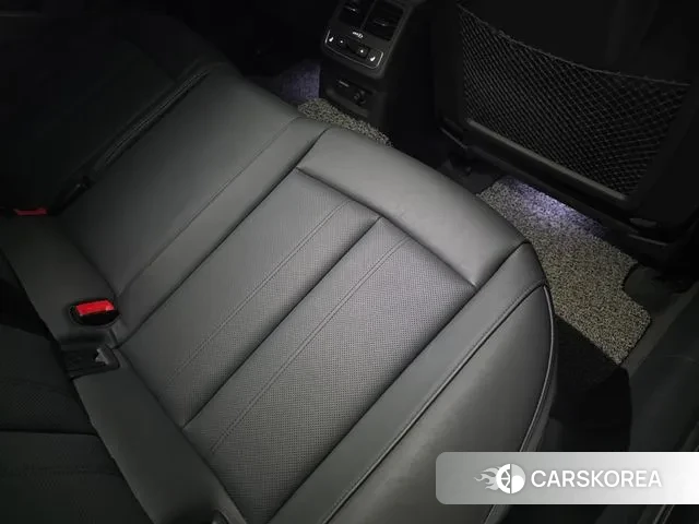 Audi A4 (B9) 2022 Серый из Кореи, фото 5