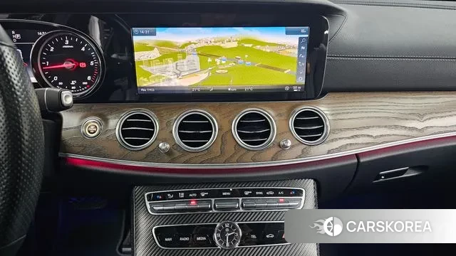 Mercedes-Benz E-Class W213 2018 Серебристо-серый из Кореи, фото 5