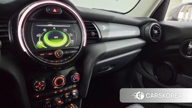 Mini Cooper 2018 Серебристо-серый из Кореи, фото 5